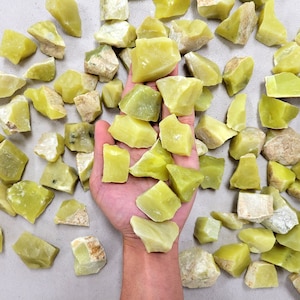 Natural Lemon Quartz Crystals Bulk - Wholesale Rough Colorful Rocks Minerals for Tumbling, Lapidary, Crafting