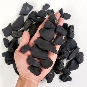 Shungite Stones - Raw Natural Chunks from Russia - Shungite Stone for Water Purification, EMF Protection, Detoxification