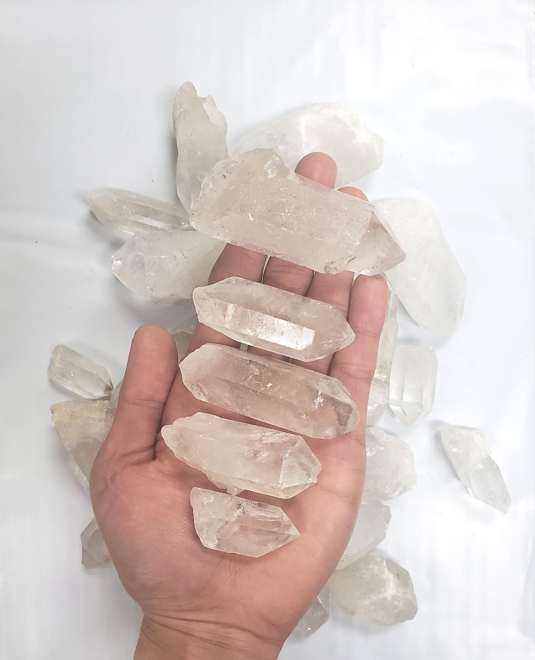 Quartz Crystals Bulk Wholesale Raw Clear Quartz Crystal Points Quartz