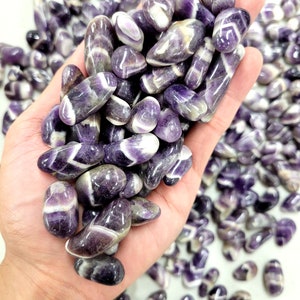 Tumbled Chevron Amethyst Crystals 1/2 inch to 1.5 inches Small Amethyst Crystal Tumbles immagine 4
