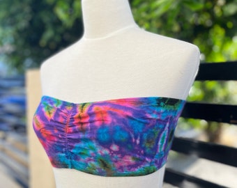 top con reggiseno a fascia tie dye