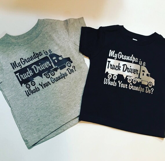 Toddler//Kids Short Sleeve T-Shirt My Grandpa in Iowa Loves Me