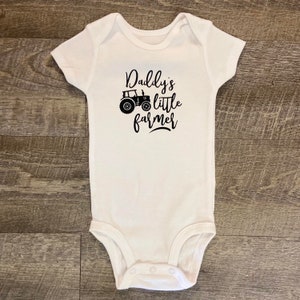 Daddy&#39;s Little Farmer Bodysuit, Daddy&#39;s Little Farmer, Tractor, Baby Boy Tractor Bodysuit, Farmer, Farm Baby, Farm Boy, Tractor Boy