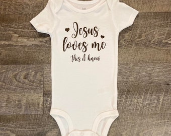 Baby meisje Jezus houdt van mij christelijke baby bodysuit - baby meisje kerk outfit - babydoop outfit - toewijding outfit - maat pasgeboren tot 12M