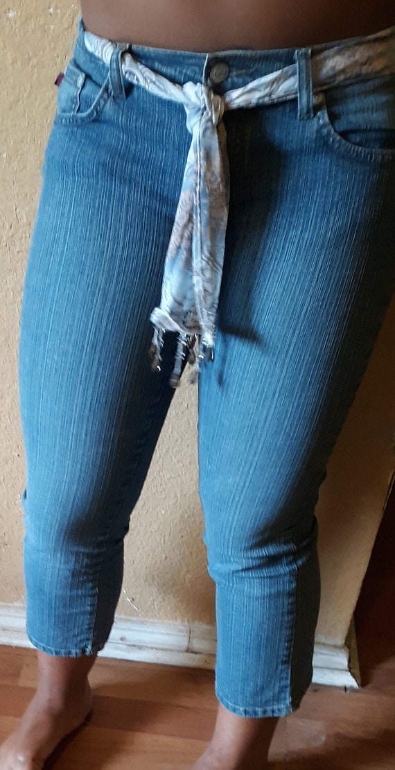 Capri Pants Jeans Men Cropped Trousers Dark Blue Hip Hop Distressed Retro  Moto & Biker Jeans Loose Knee Length Men's Clothing Sky Blue 40 :  Amazon.com.au: Clothing, Shoes & Accessories