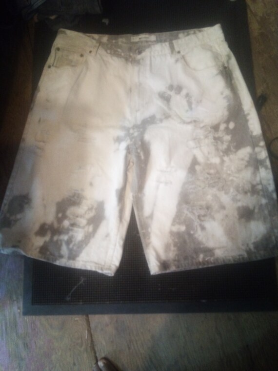1 BLEACHED DENIM SHORTS Mens Vintage 