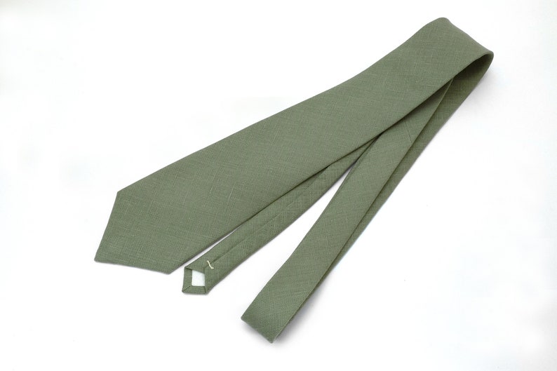 Sage green linen necktie, wedding necktie, linen necktie, groomsmen neck, wedding tie, green necktie, green bow tie for men image 5