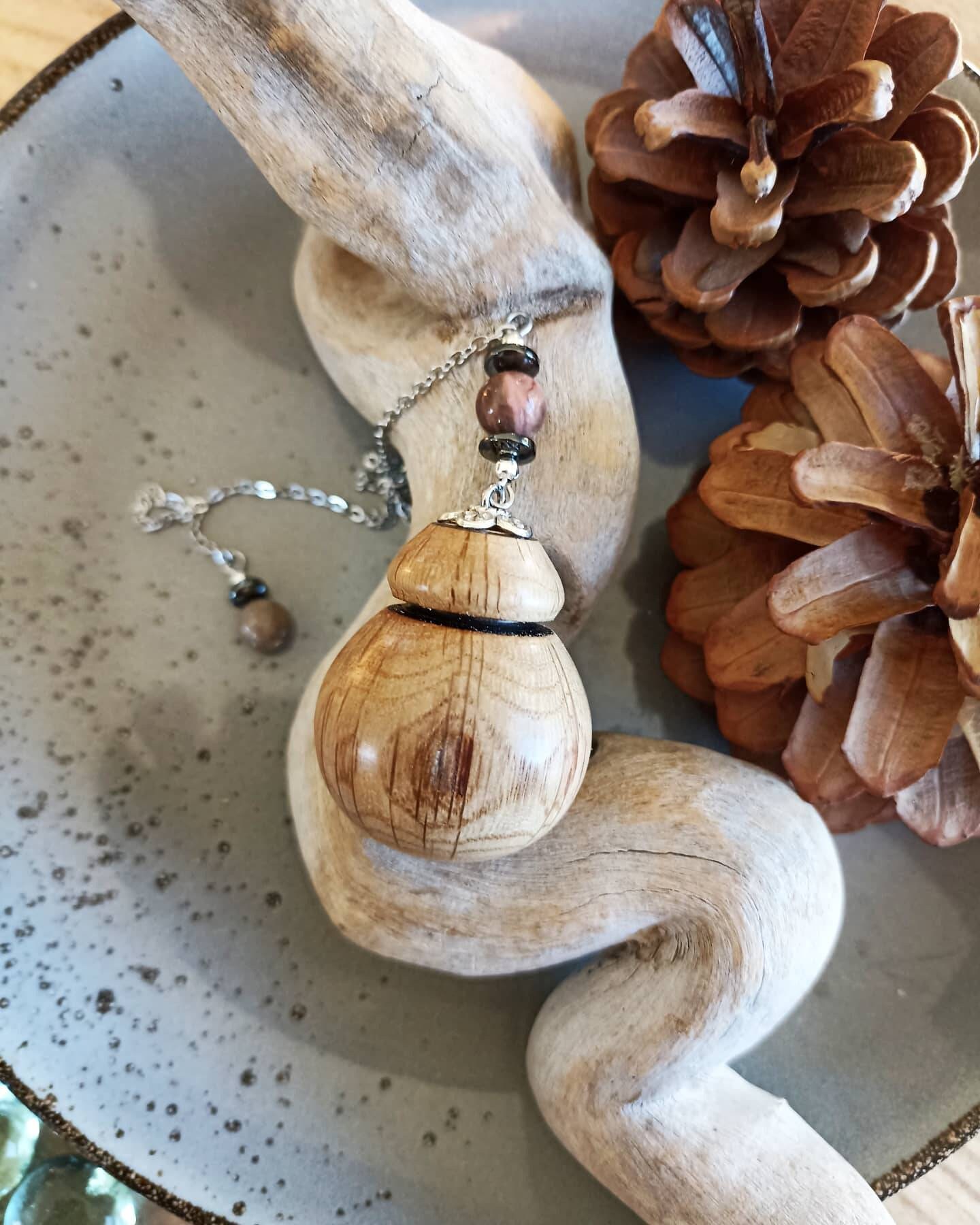 Pendule en Bois de Chêne Blanc Échauffé