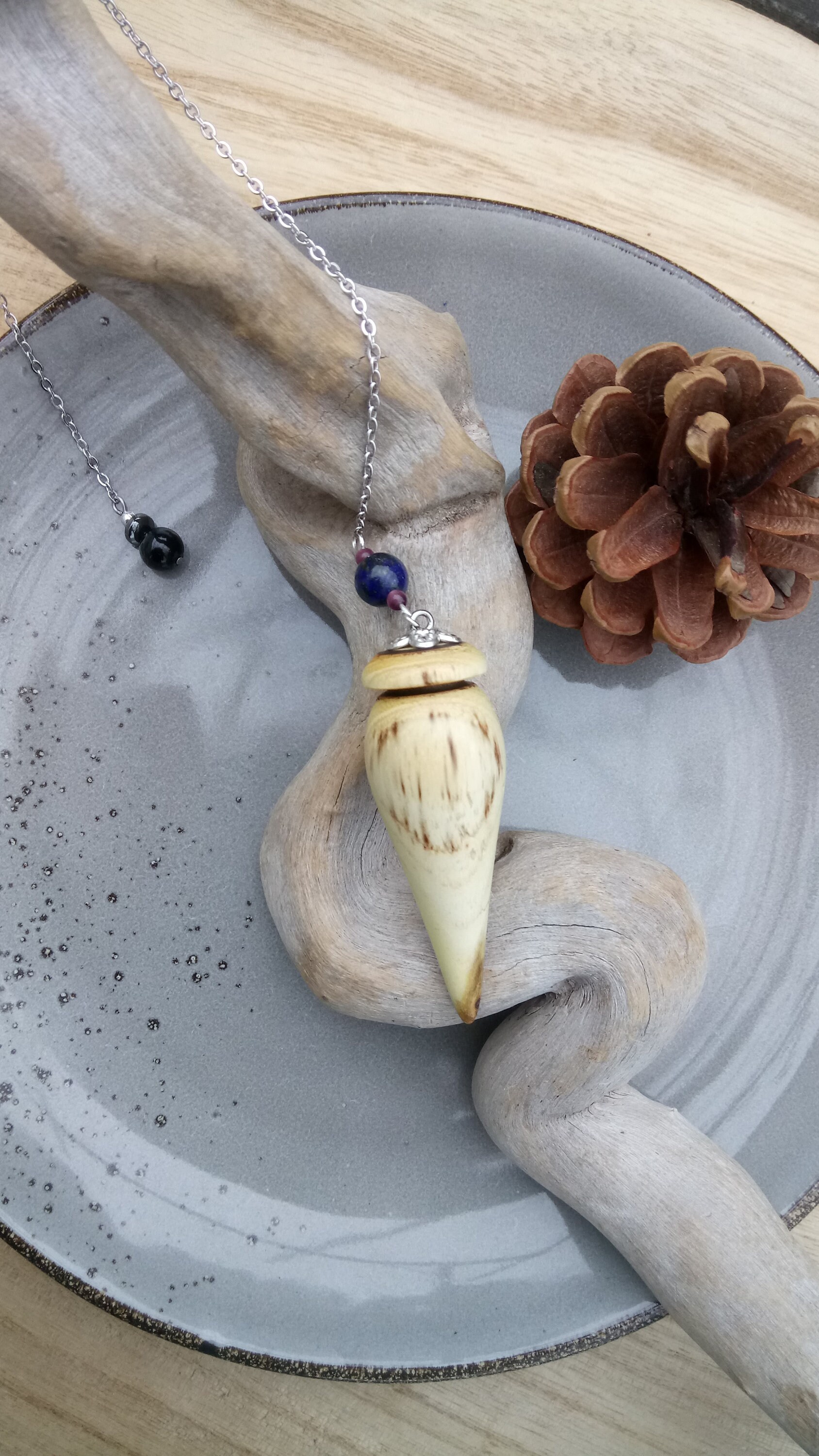 Pendule de Radiesthésiste en Bois d'acacia