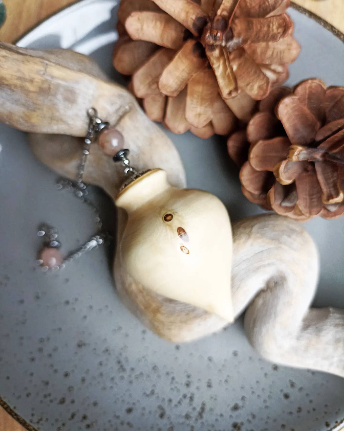 Pendule en Précieux Bois d'olivier