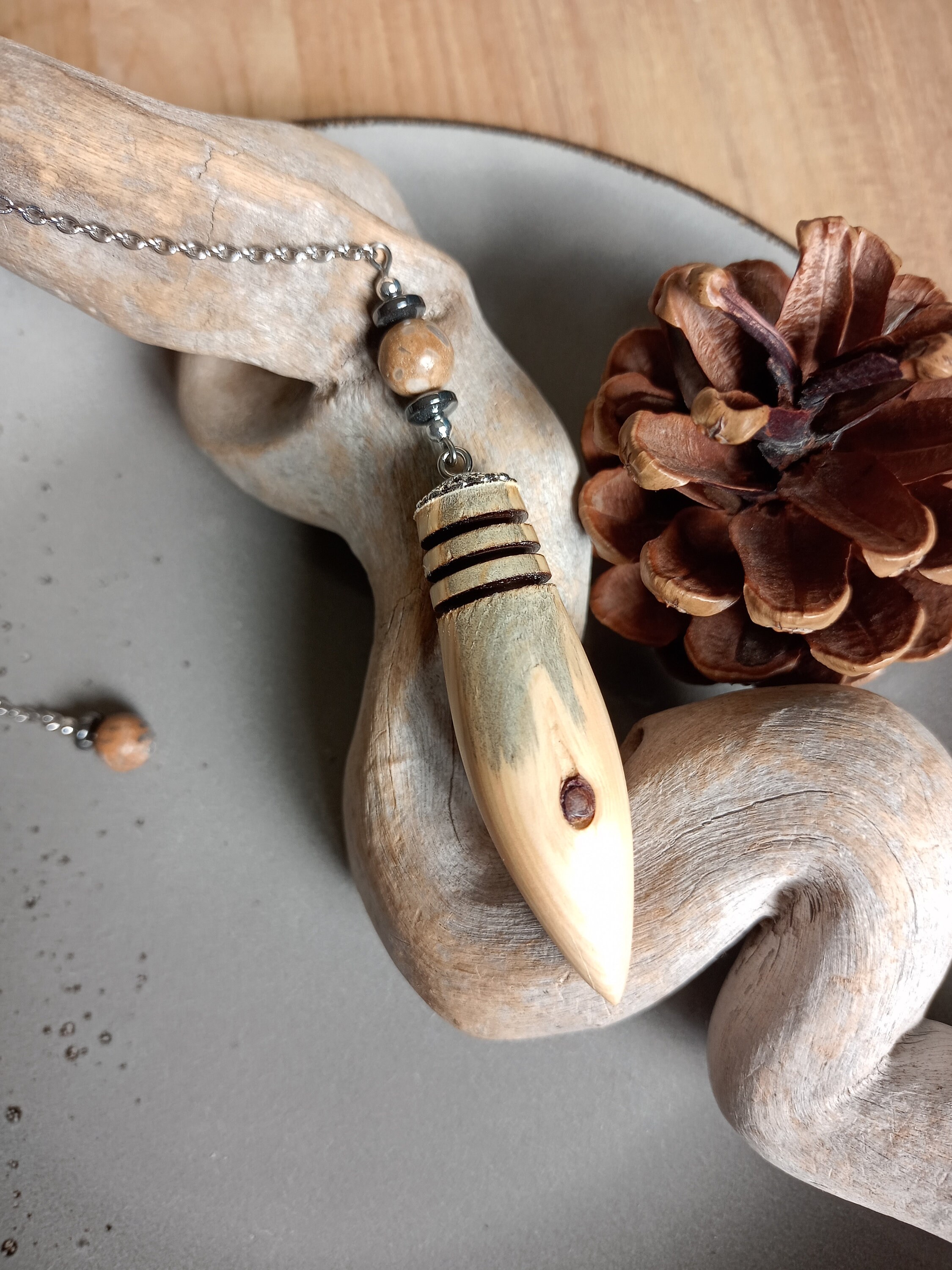 Pendule de Radiesthésiste en Bois Cade