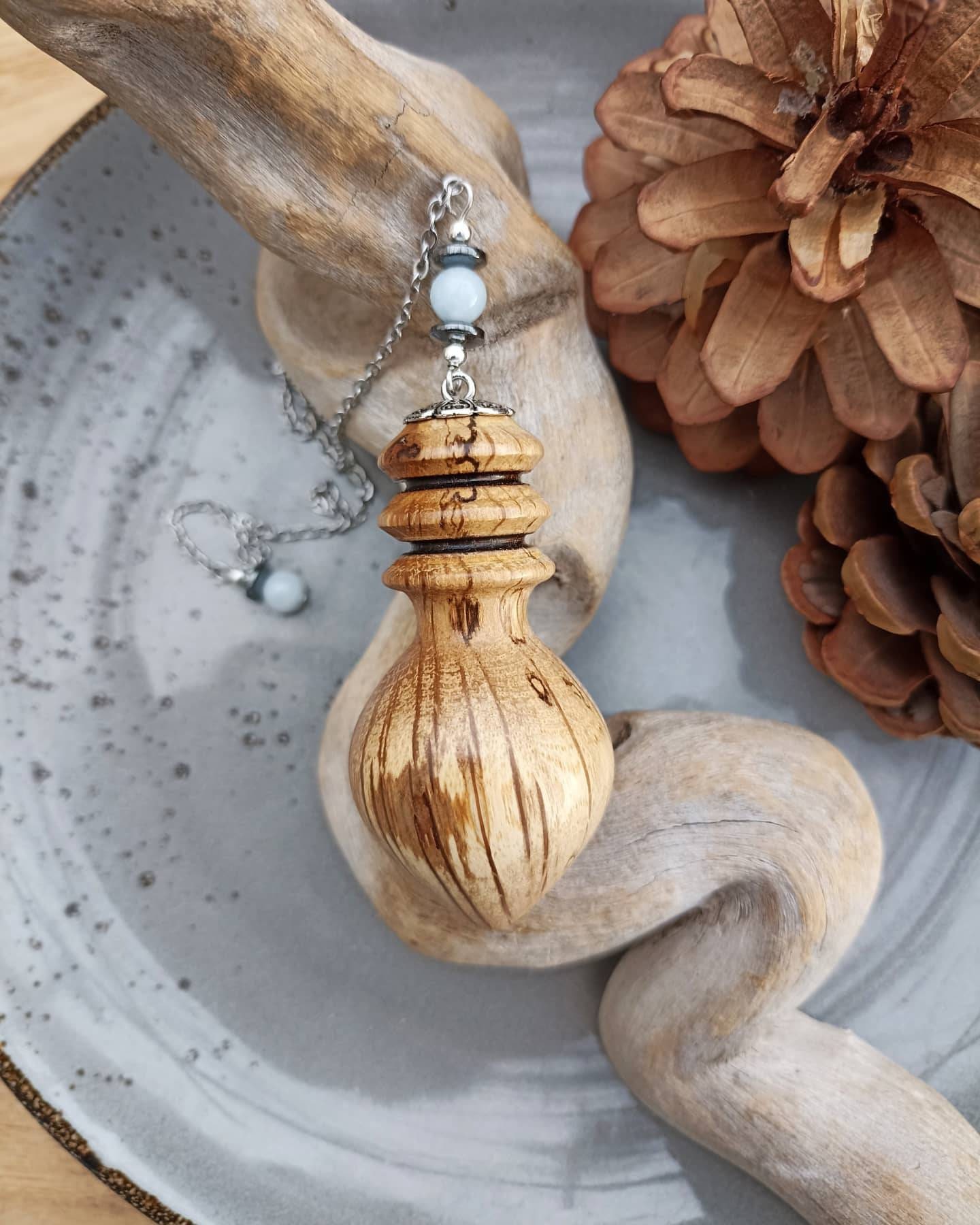 Pendule en Bois de Chêne Blanc Échauffé