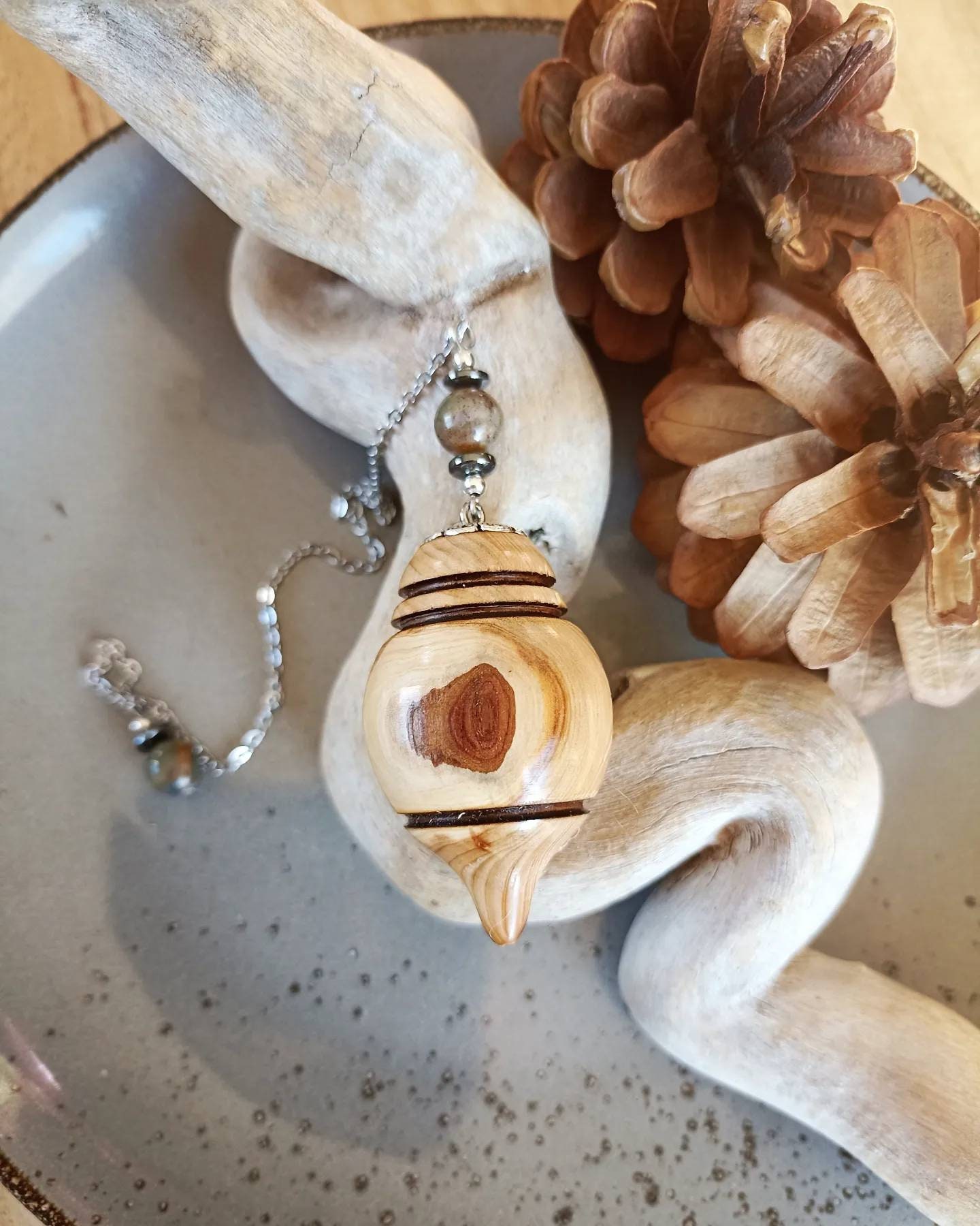 Pendule Bois de Cade