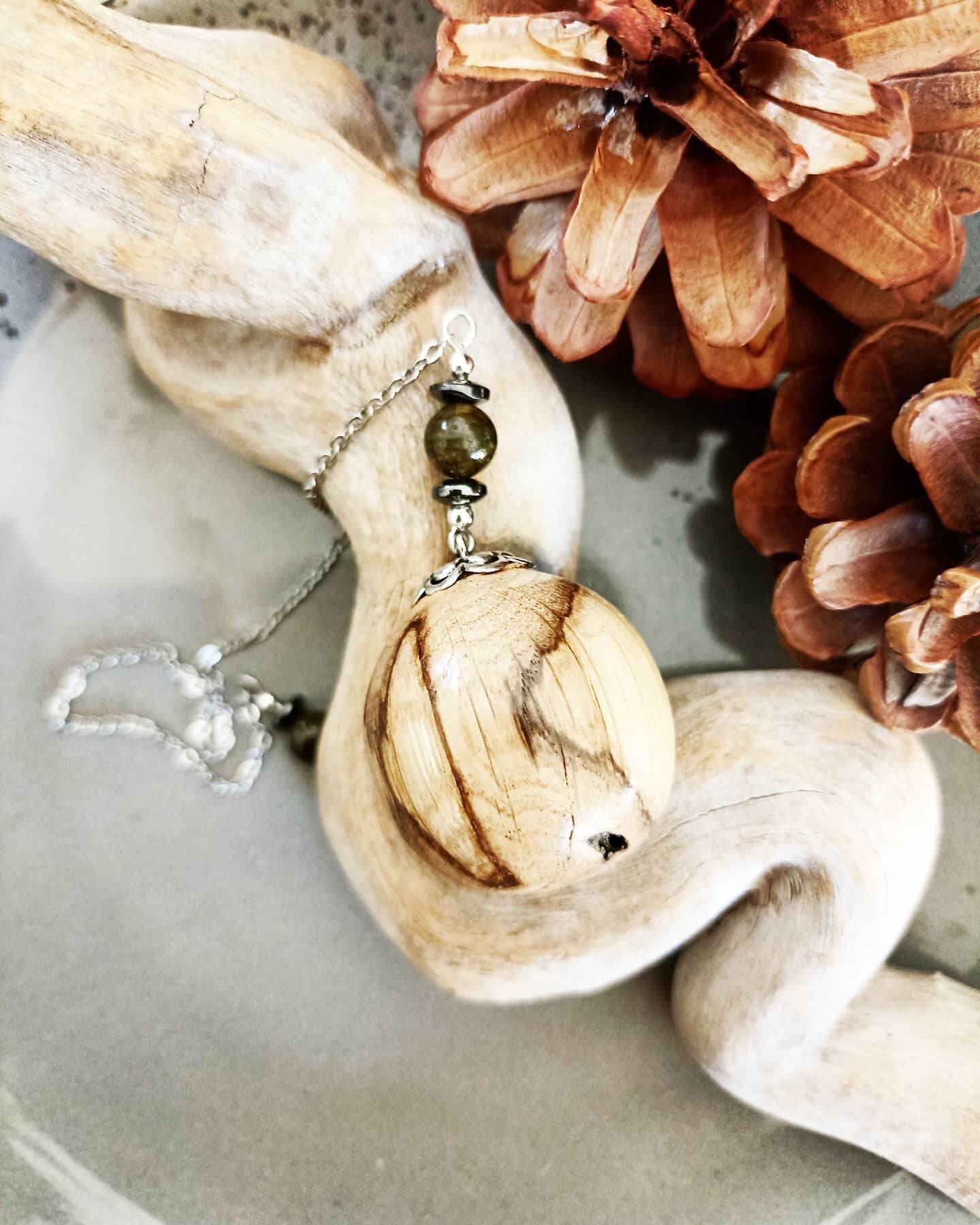 Pendule en Bois de Chêne Blanc Échauffé