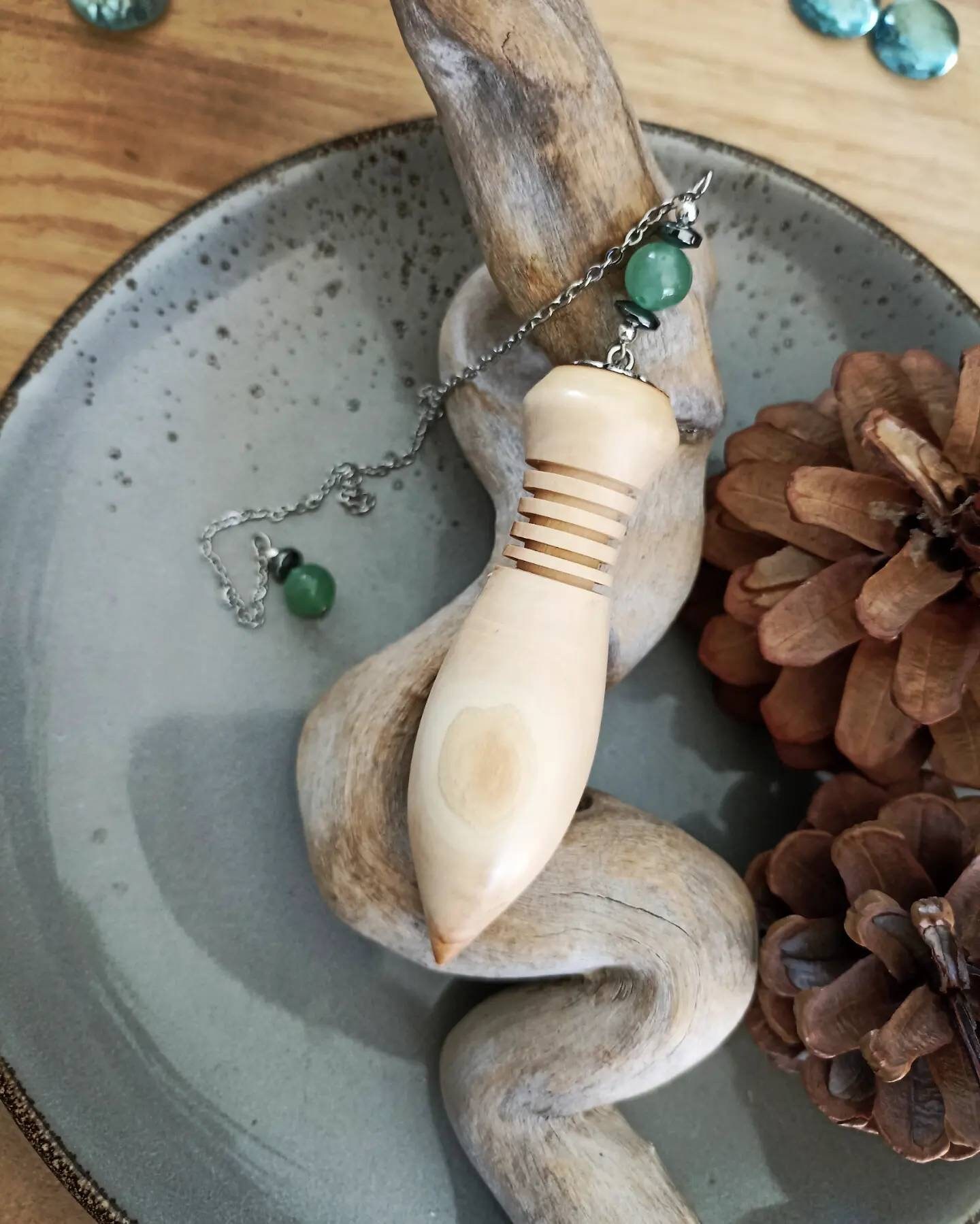 Pendule en Bois de Poirier