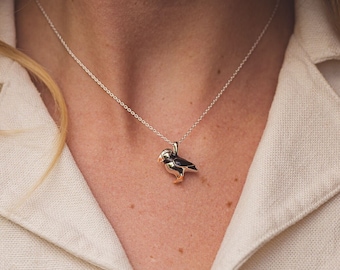 Emaille Papageientaucher-Halskette: Sterlingsilber-Vogelanhänger, verstellbare Kette