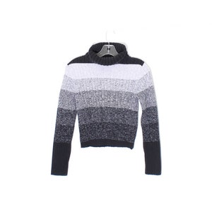90s CROP TOP / striped sweater turtle neck cropped sweater cropped turtleneck ribbed knit sweater 90s clothing 90s grunge/raw hem/size S