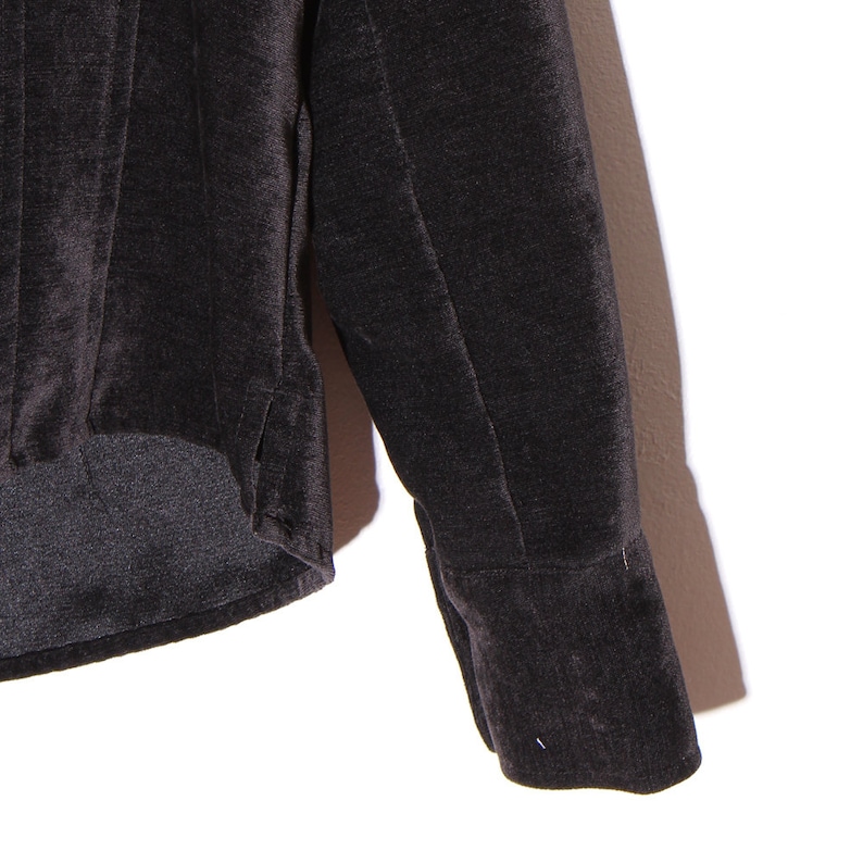 BLACK VELVET top beautiful tapestry style black velvet button up blouse shirt jacket cutest collar long sleeves 90s goth western shirt
