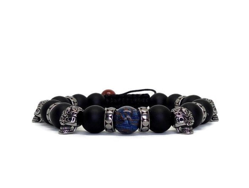 Onyx bracelet Gift for men Jewelry for men Bracelet for men Natural gemstone bracelet Skull bracelet Black beaded bracelet