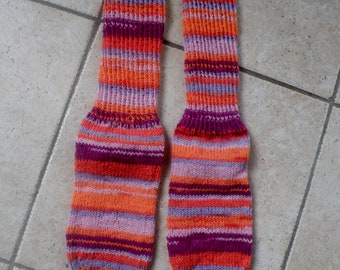 Handgestrickte bunte Wollsocken mit Kuschelfaktor, Größe  38/39, Bunt, Geschenk zu jedem Anlass