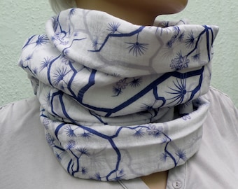 Bufanda de bucle / bufanda infinita / bufanda de muselina / bufanda de tubo / muselina / algodón / bucle de verano / blanco con cardo marino azul / regalo / mujer