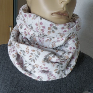Loop / Loop scarf / Tube scarf / Nursing scarf / Mum scarf / Scarf / Muslin / Cotton / White / Colorful