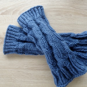 Handgestrickte Bein / Armstulpen / Boot Cuffs /Pulswärmer / Stiefelblitzer / Beinwärmer / Leg warmers / Blau Bild 1