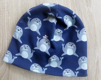 Maritime summer beanie for boys and girls / funny little seals / head circumference 44 - 47 cm