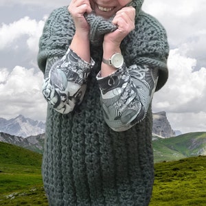 Hand-knitted pullover, sweater, knitted dress, merino wool, light grey