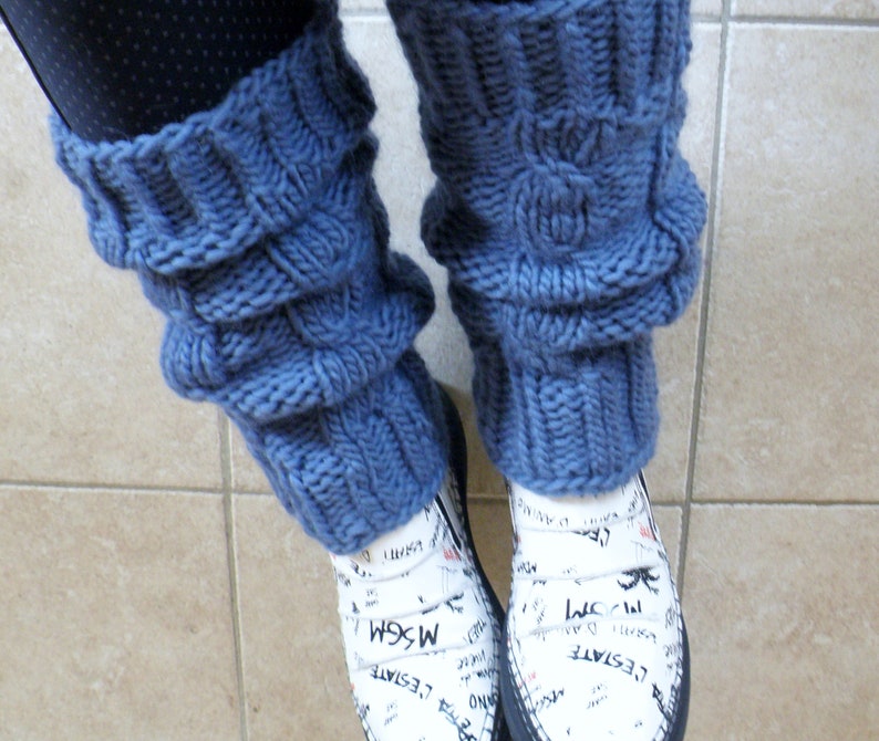 Handgestrickte Bein / Armstulpen / Boot Cuffs /Pulswärmer / Stiefelblitzer / Beinwärmer / Leg warmers / Blau Bild 7