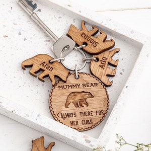 Bear Keyring for Dad, Personalised Daddy Bear Gift, Engraved wooden bear keyring, Personalised gift from Children, Small Father's Day Gift image 4