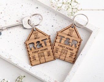 PERSONALISED WOODEN OUR FIRST HOME KEY RING WALL HOLDER PLAQUE HOUSE WARMING