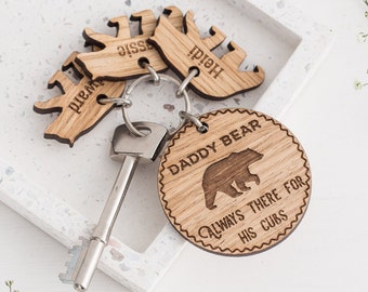 Daddy Bear keyring with Personalised charms, Fathers Day Gifts for Dad, Engraved wooden keyring Personalised daddy gifts from Children