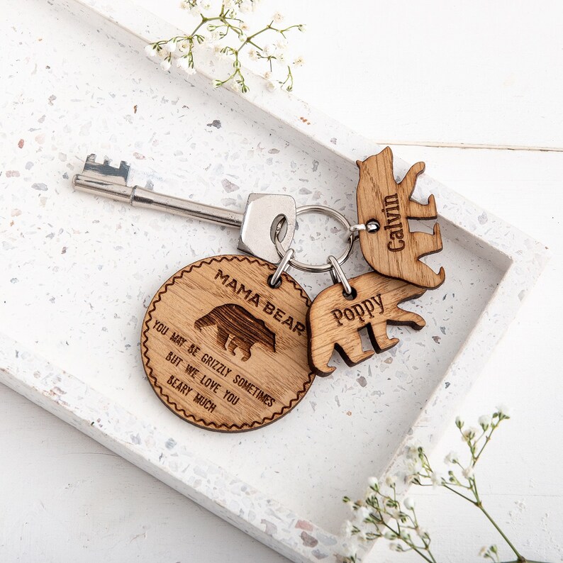 Bear Keyring for Dad, Personalised Daddy Bear Gift, Engraved wooden bear keyring, Personalised gift from Children, Small Father's Day Gift image 5