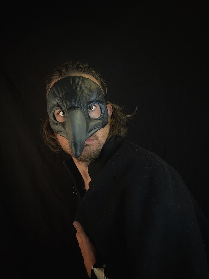 Handcrafted Corvid Masquerade Mask: Gothic Crow Cosplay for Halloween ...