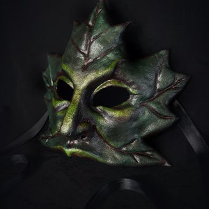 Summer Green Man mask. image 6