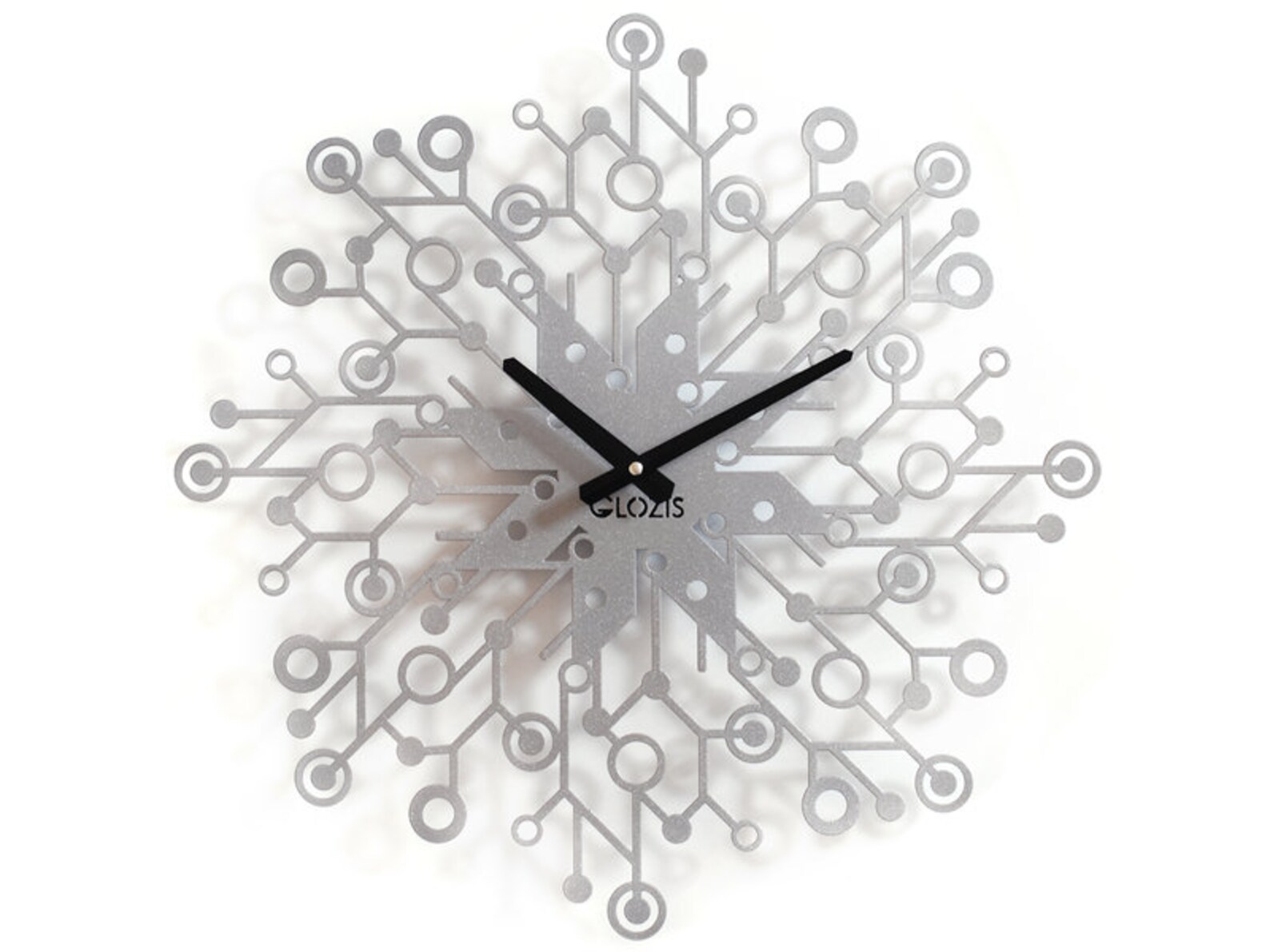 Маркетплейс часов. Часы настенные дизайнерские. Часы настенные металлические. Настенные часы, белый. Настенные часы бесшумные современные.