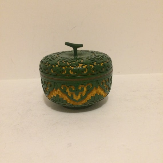 Chinese Carved Green Yellow Cinnabar Lacquer Covered… - Gem