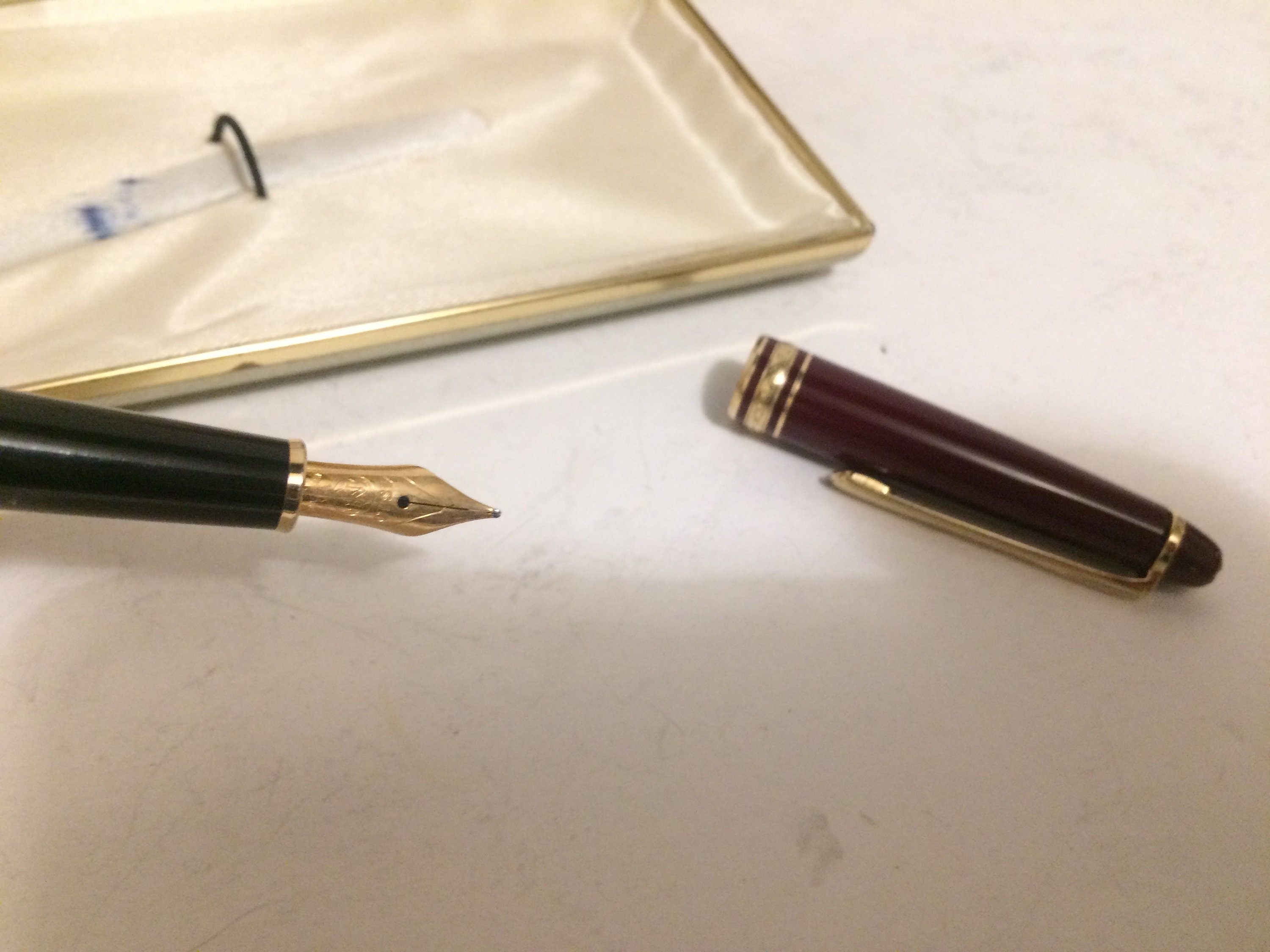 Vintage Montblanc Meisterstück Fountain Pen 14K Nip