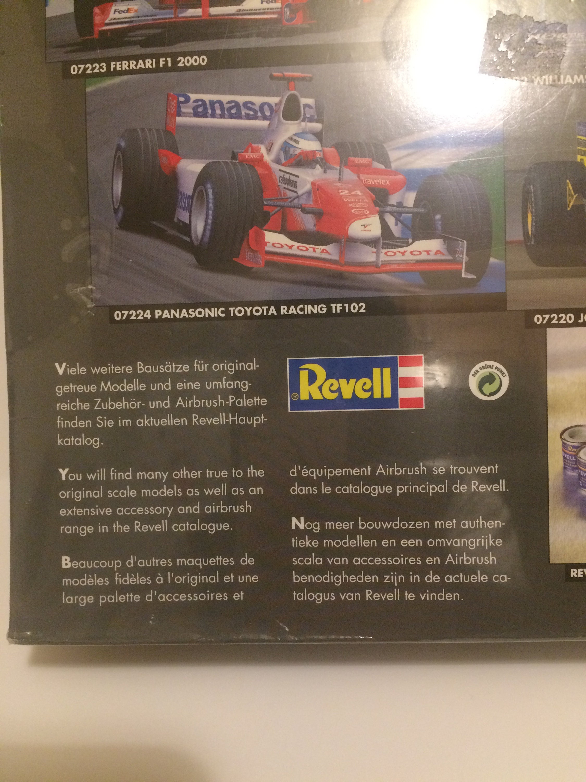 Ferrari F1 2000 - Revell - Rue des Maquettes