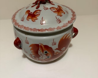 Antique  Chinese jar