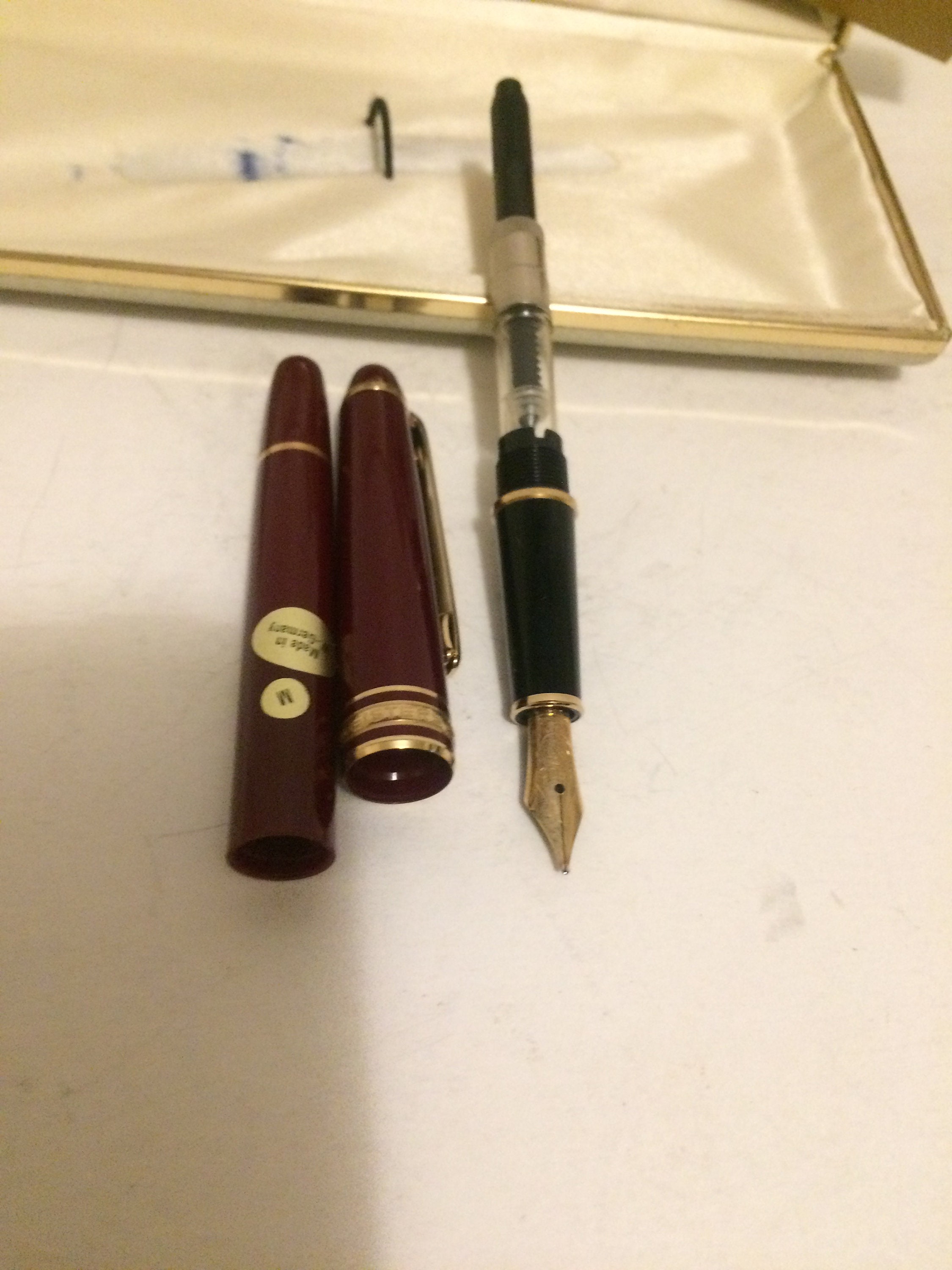 Vintage Montblanc Meisterstück Fountain Pen 14K Nip (excellent