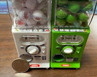 Miniature Gachapon / Capsule Toy Machine with Isopod Figures