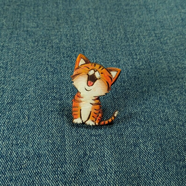 Деревянная Кошка Фото