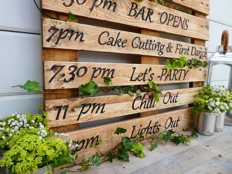 Hand Painted Rustic Personalised 'Order Of The Day' Wedding Sign / Pallet Wood Sign / Order Of Events / Wedding Reception / Wedding Decor image 9