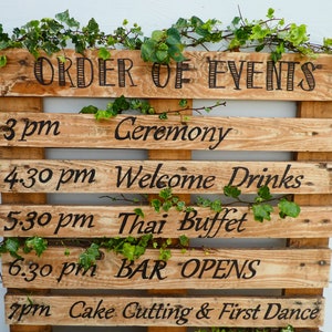 Hand Painted Rustic Personalised 'Order Of The Day' Wedding Sign / Pallet Wood Sign / Order Of Events / Wedding Reception / Wedding Decor image 5