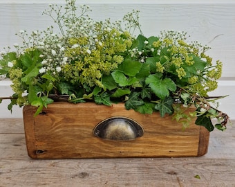 Rustic Reclaimed Wood Centerpiece / Wedding Table Centerpiece / Storage Box / Rustic Herb Planter / Trough / Flower Box / Succulent Planter