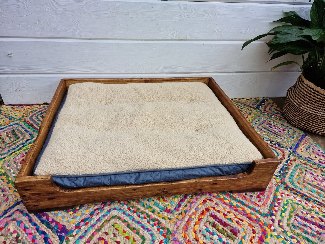 Handcrafted Rustic Reclaimed Wooden Dog Bed / Solid Wood Cosy Etsy UK