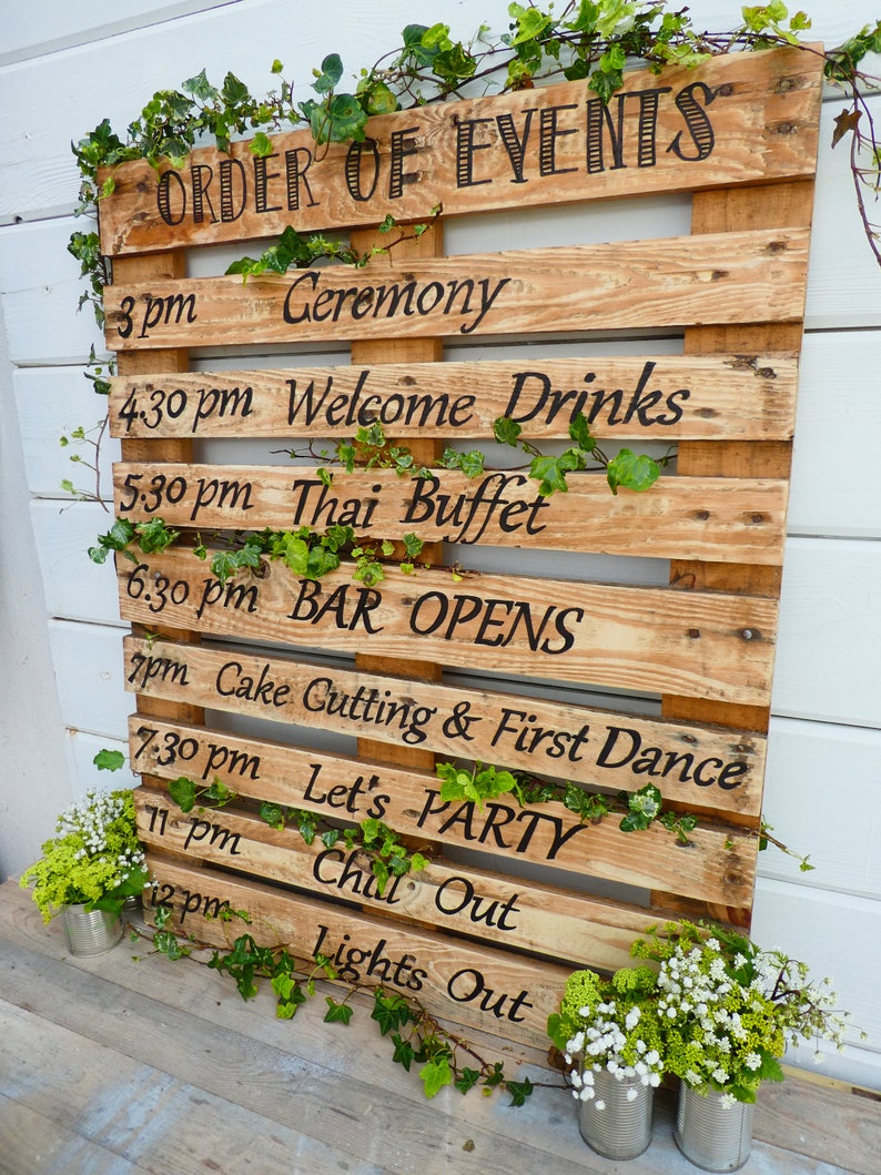 Hand Painted Rustic Personalised 'Order Of The Day' Wedding Sign / Pallet Wood Sign / Order Of Events / Wedding Reception / Wedding Decor 9