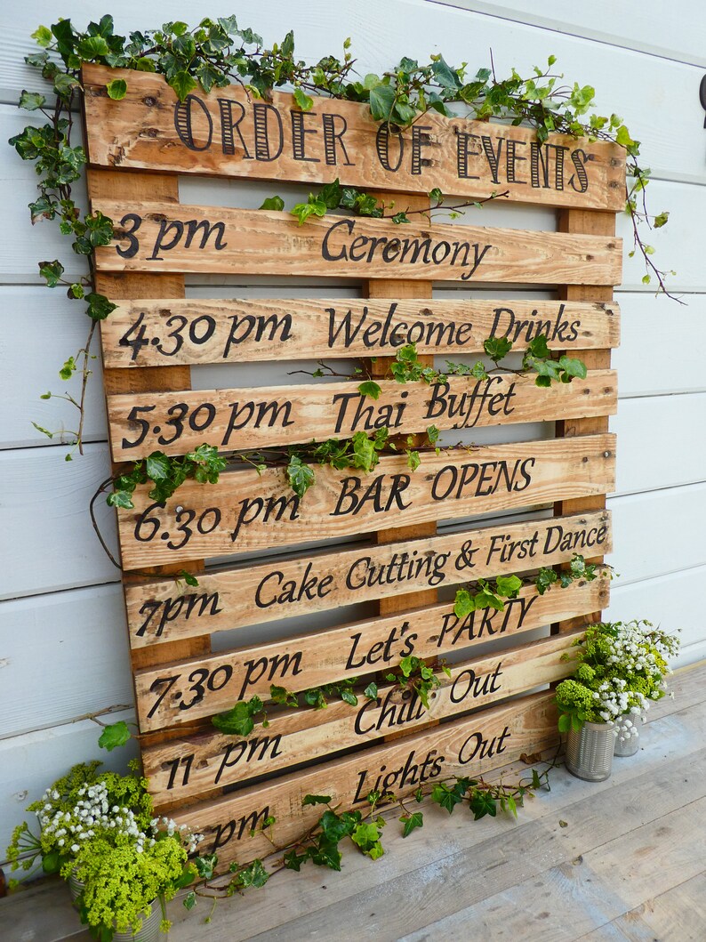 Hand Painted Rustic Personalised 'Order Of The Day' Wedding Sign / Pallet Wood Sign / Order Of Events / Wedding Reception / Wedding Decor 8